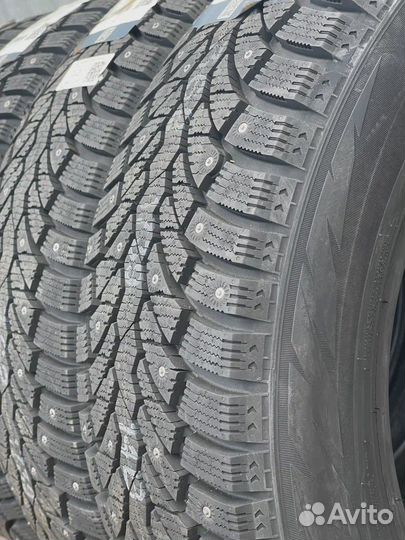 Pirelli Formula Ice 215/60 R16