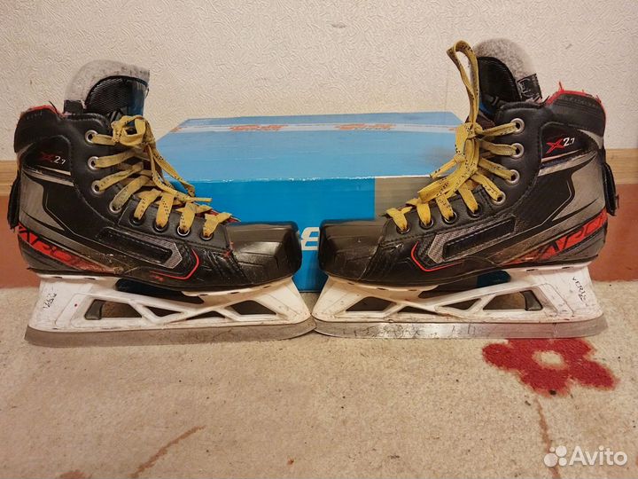 Вратарские коньки Bauer 4EE