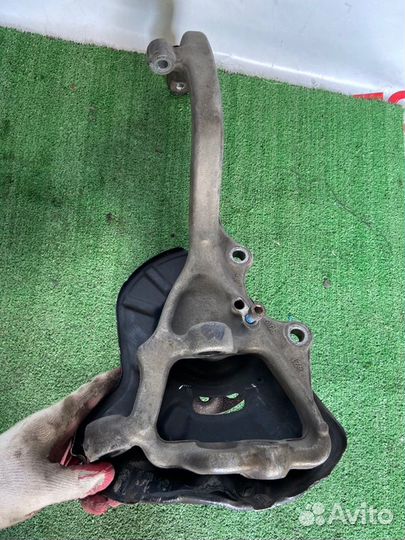 Ступица передняя правая Mercedes S-Class W221