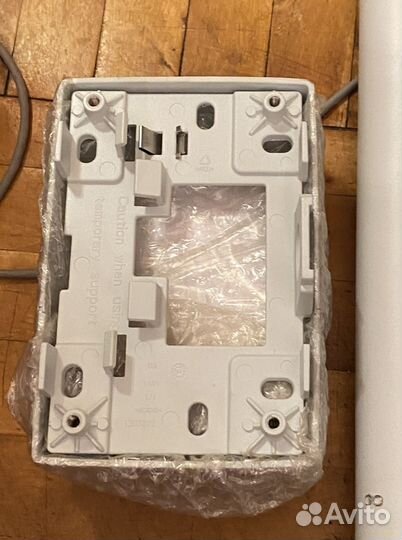 Кронштейн для видеокамеры axis