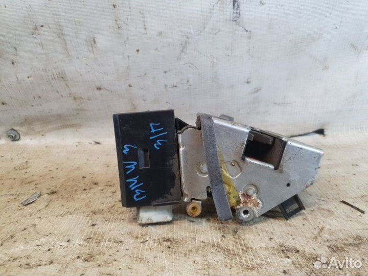 Замок двери задний правый Bmw 5-Series E39 M52B20