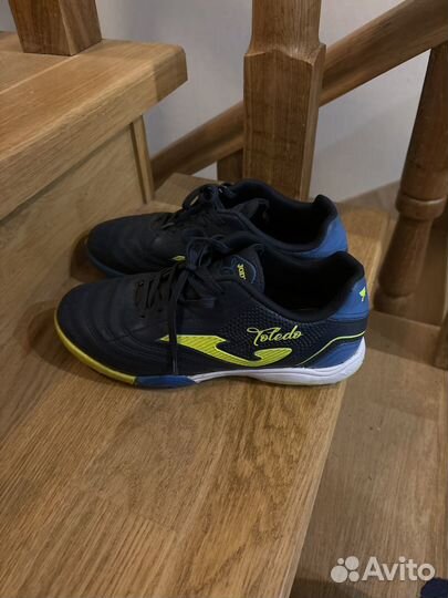 Кроссовки для футбола35-36