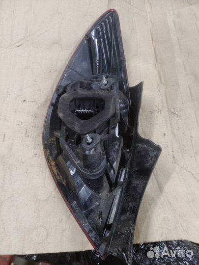 Задний фонарь правый Opel Corsa D 2008