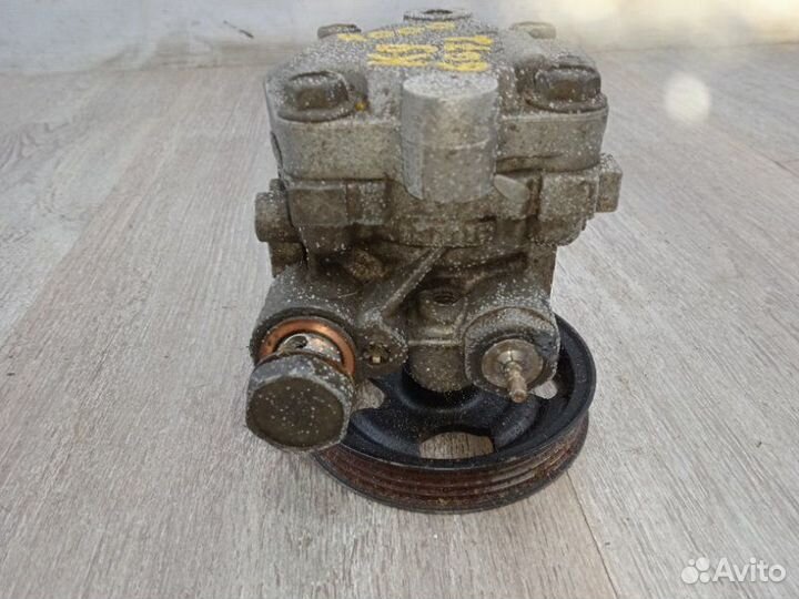 Насос гидроусилителя Mitsubishi Montero Sport K9
