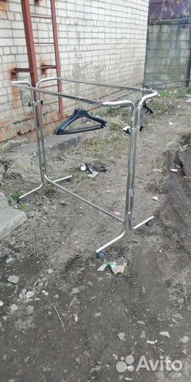 Стойки вешало для одежды