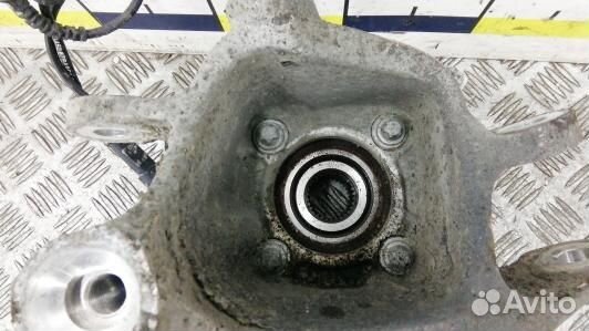 Ступица задняя левая BMW 5 F10/F11 (81Z12MH01)