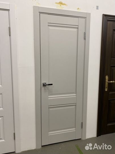 Двери межкомнатные с коробкой новые