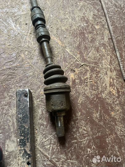 Привод правый mitsubishi lancer 7 1.3 АКПП