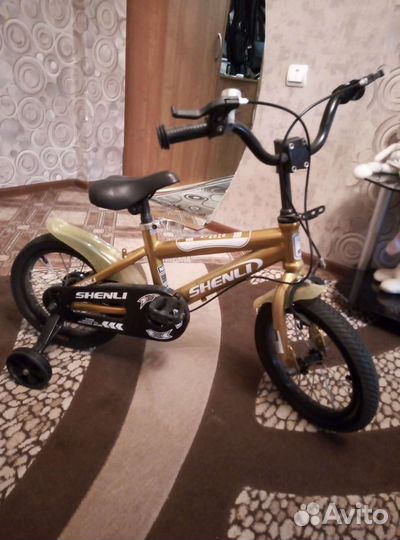 Детский четырехколесный велосипед