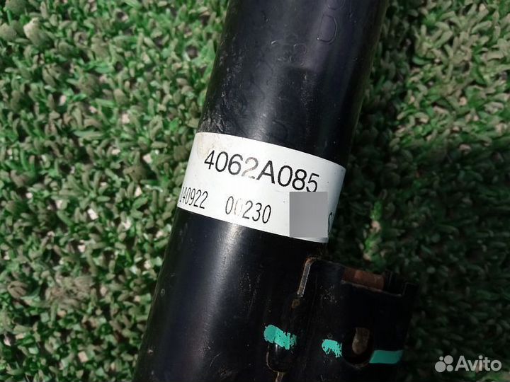 Концевик педали тормоза Mitsubishi L200