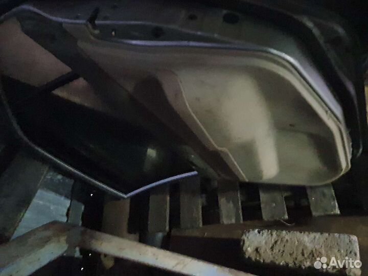 Светлые обшивки карты дверей лансер 9 правый руль