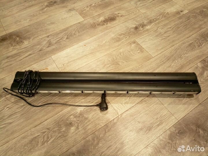 Проблесковый маячок оранжевого цвета светодиодный