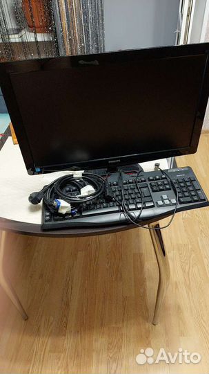 Монитор Filips+клавиатура