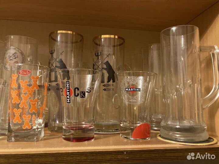 Пивные кружки и стаканы