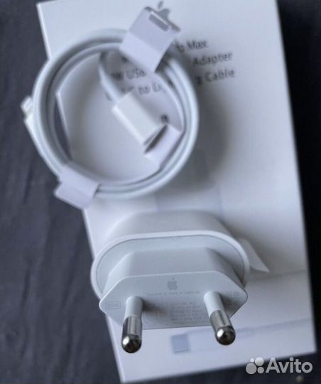 Зарядка на iPhone