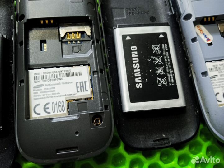 Samsung Keystone 2 GT-E1200M