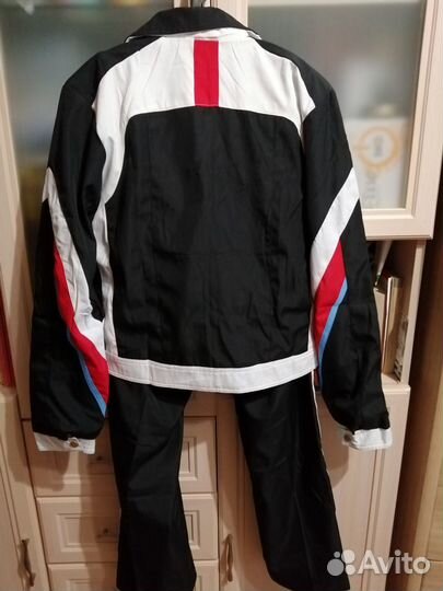 Спортивный костюм женский