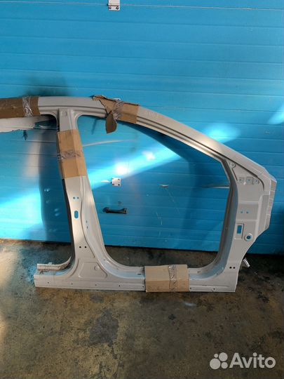 Порог правый дверной проем боковина geely coolray