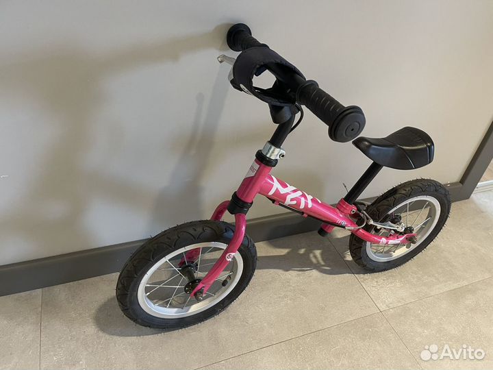 Беговел yedoo с ручным тормазом