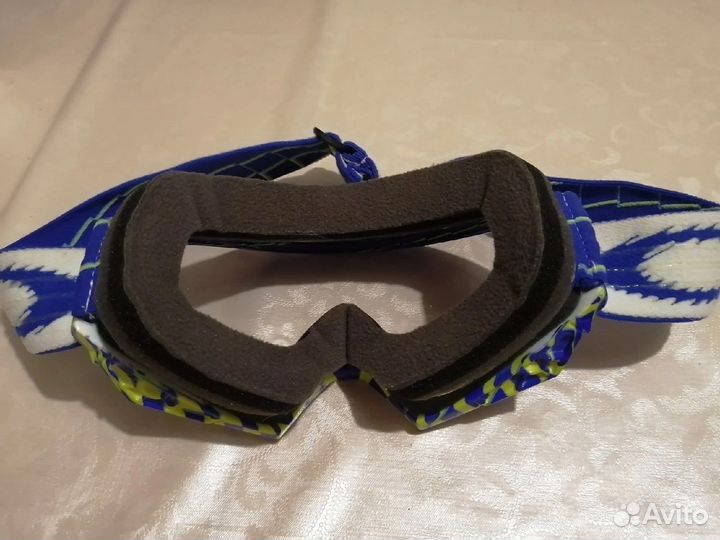 Горнолыжные очки