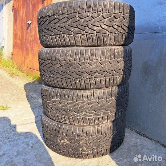 Nokian Tyres Hakkapeliitta 7 235/55 R17 103T
