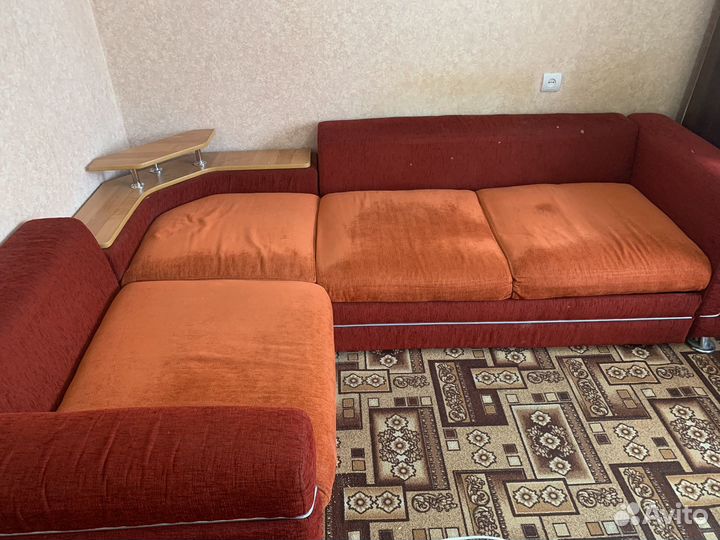 Большой угловой диван бу