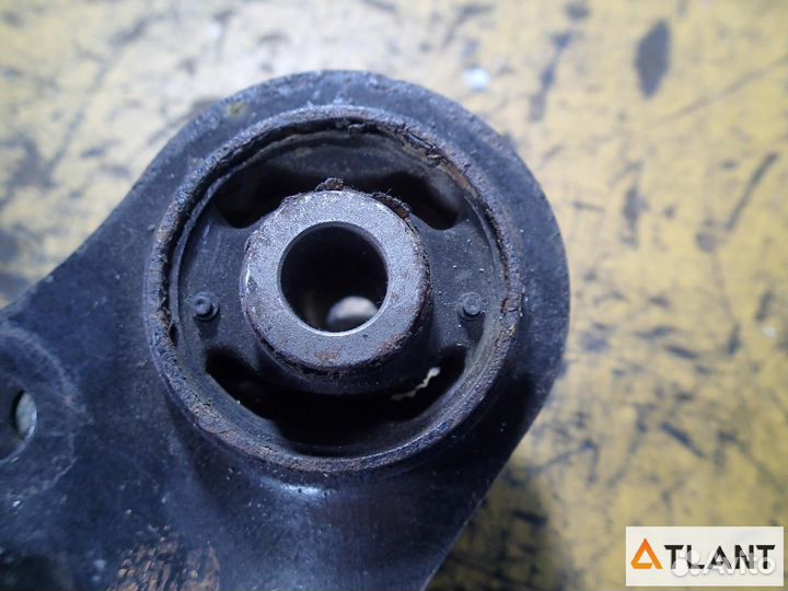 Крепление редуктора задняя nissan X-trail