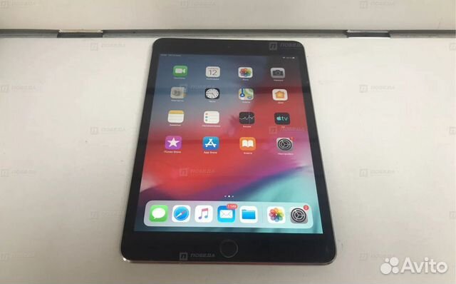 Планшет Apple iPad mini 3 16Gb Wi-Fi