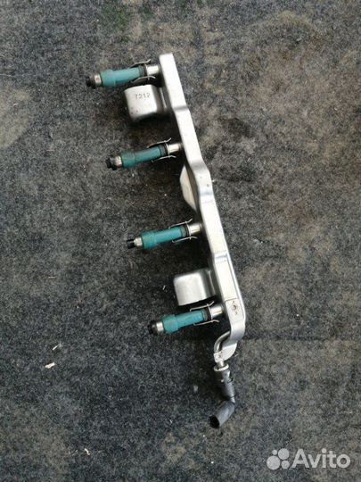 Топливная форсунка Mazda Demio DY3W