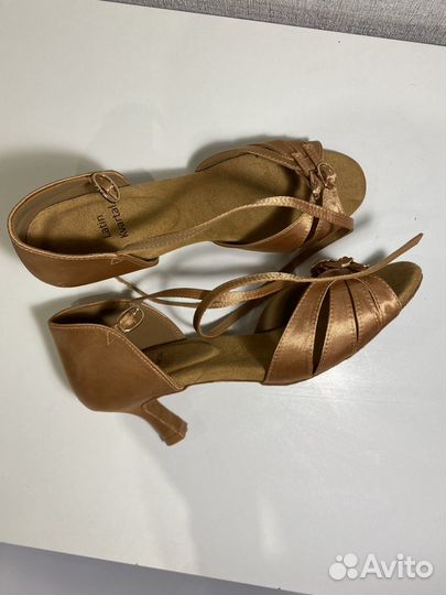 Туфли бальные женские(41 размер)