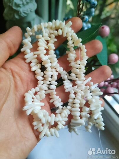 Каменная крошка на нити 40см в асс