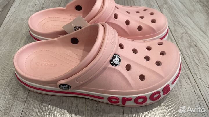 Crocs