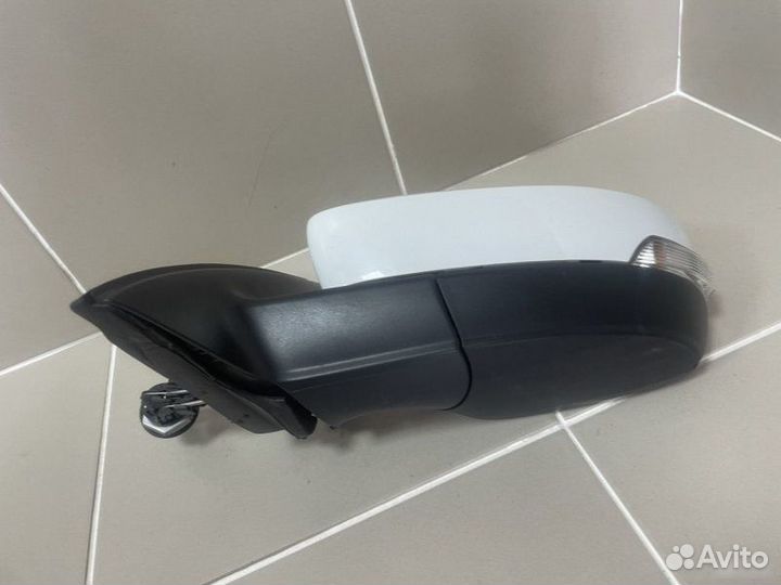 Зеркало левое Skoda Rapid 2