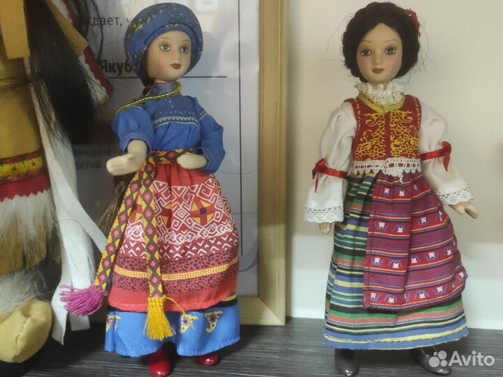 Кукла фарфоровая коллекционная