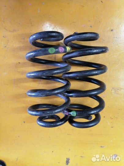 Пружина Audi A6 AUK 2006