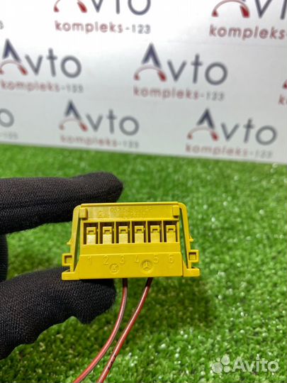 Разъем Mercedes-Benz E-Class W212 274.920 2013