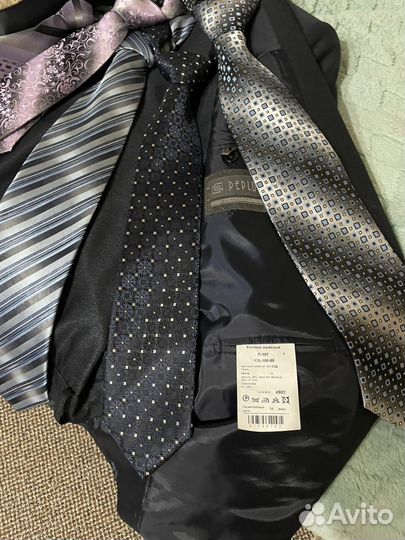 Школьный костюм, галстук