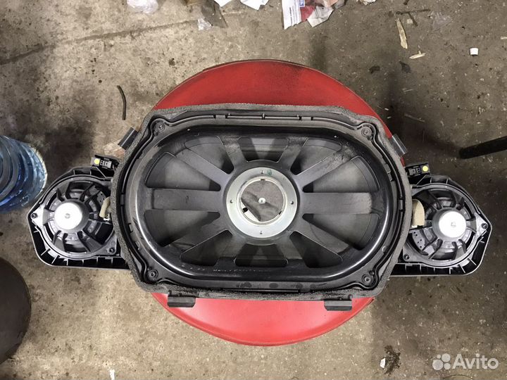 Subwoofer сабвуфер на Mercedes w221