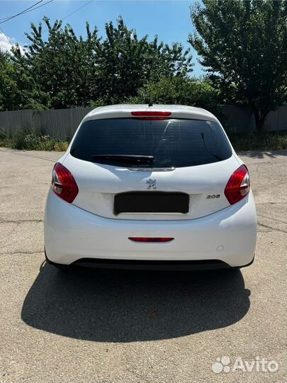 Peugeot 208 1.6 AT, 2013, 105 014 км