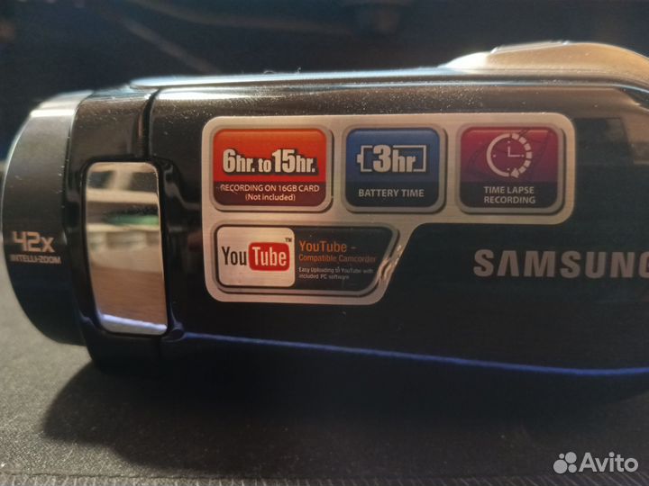 Видеокамера Samsung цифровая