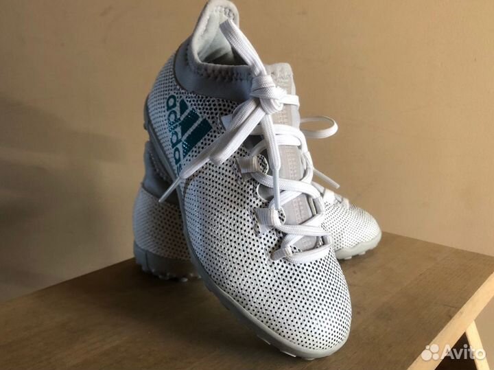 Футбольные бутсы adidas 29р