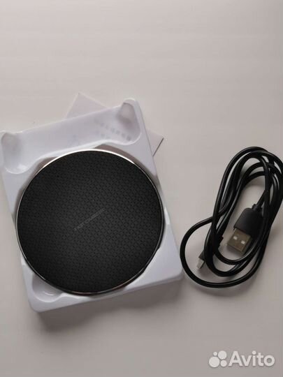 Беспроводная зарядка универсальная)