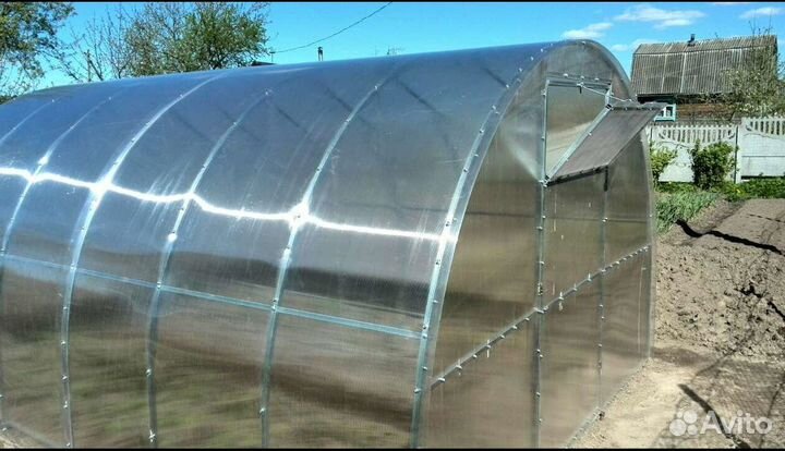 Теплица из поликарбоната