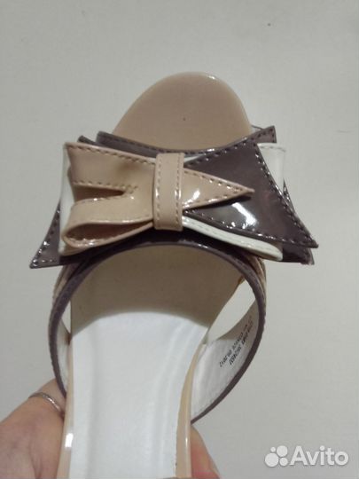 Шлепанцы женские 38 размер