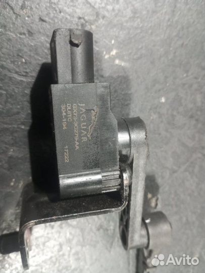 Датчик высоты дорожного просвета передний левый