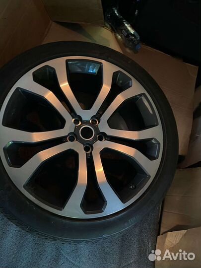 Один диск в сборе R22 Land Rover