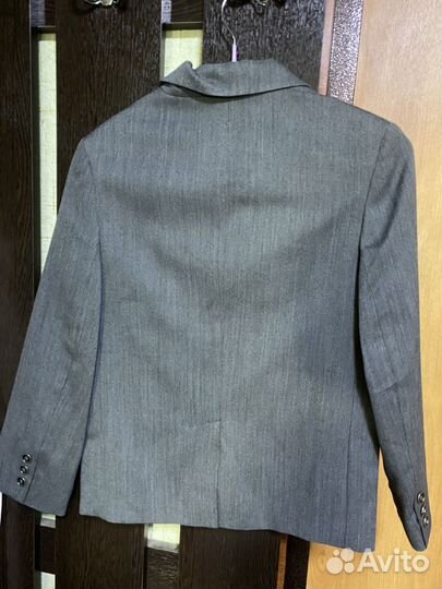 Пиджак на мальчика 128