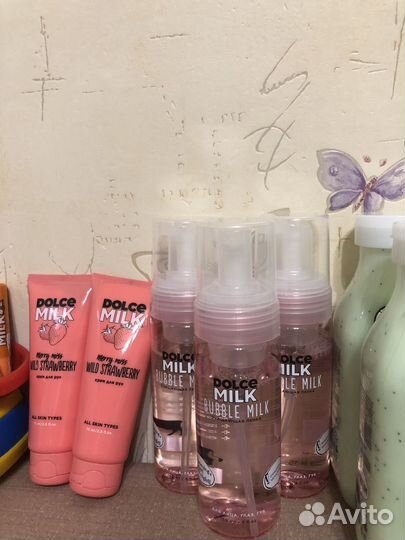 Гель для душа, бальзам для губ, крем для рук