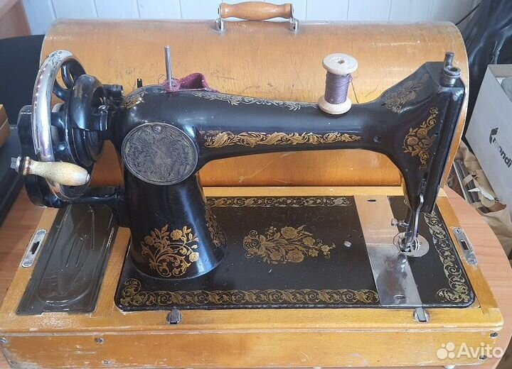 Швейная машинка пмз им. Калинина 1-класс СССР