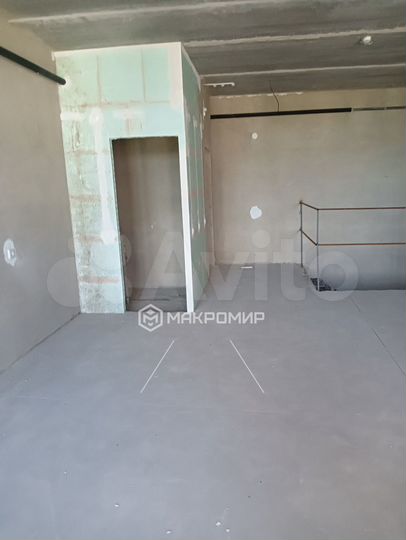 3-к. квартира, 92 м², 14/15 эт.